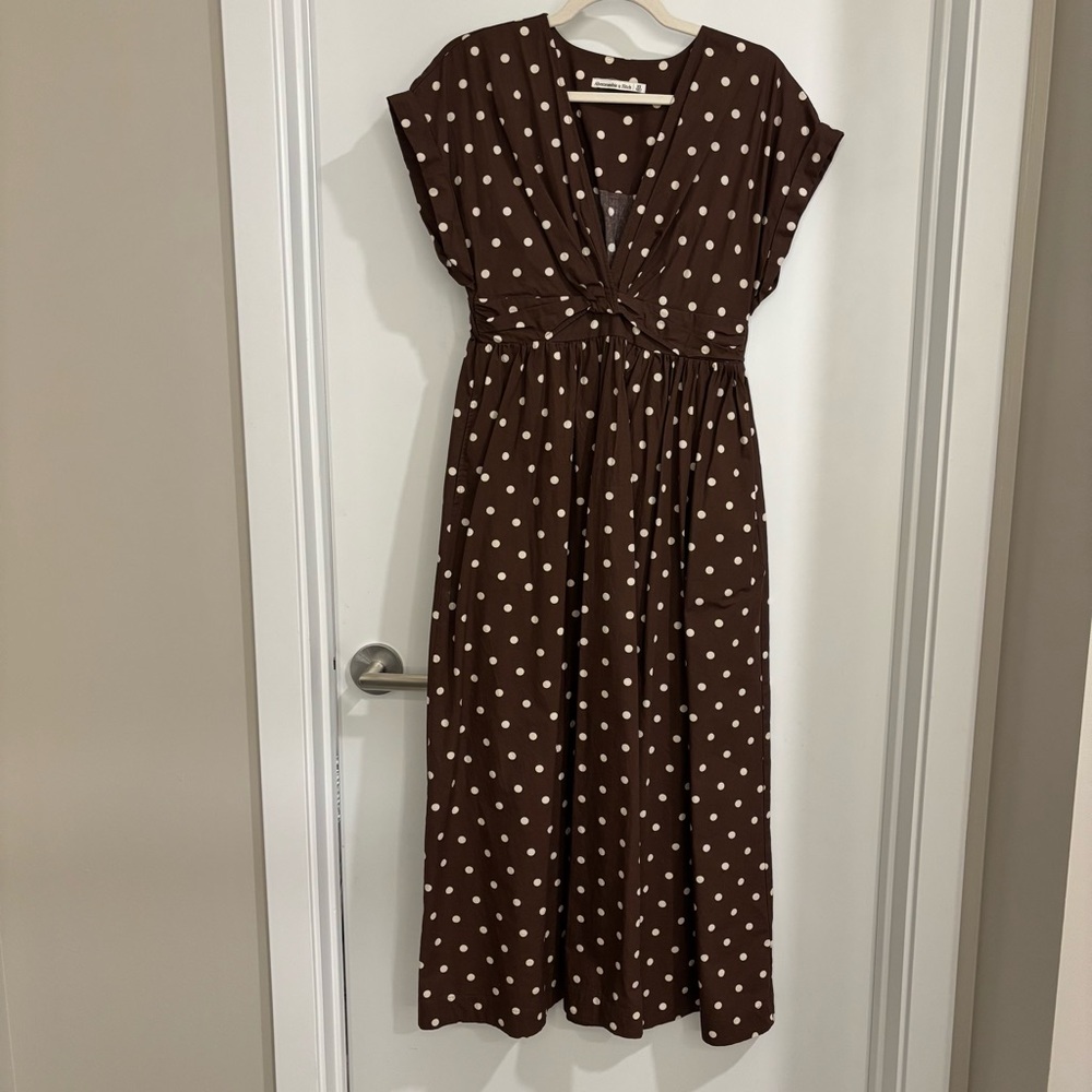 Abercrombie cotton brown and white polka dot dress with V-neck - Picture 2 of 5